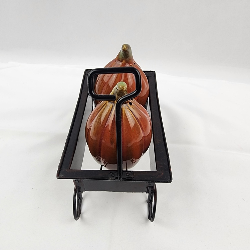 Pumpkin Shaped Salt and Pepper Shaker Set in a Wagon Holder Fall Thanksgiving - Picture 6 of 11